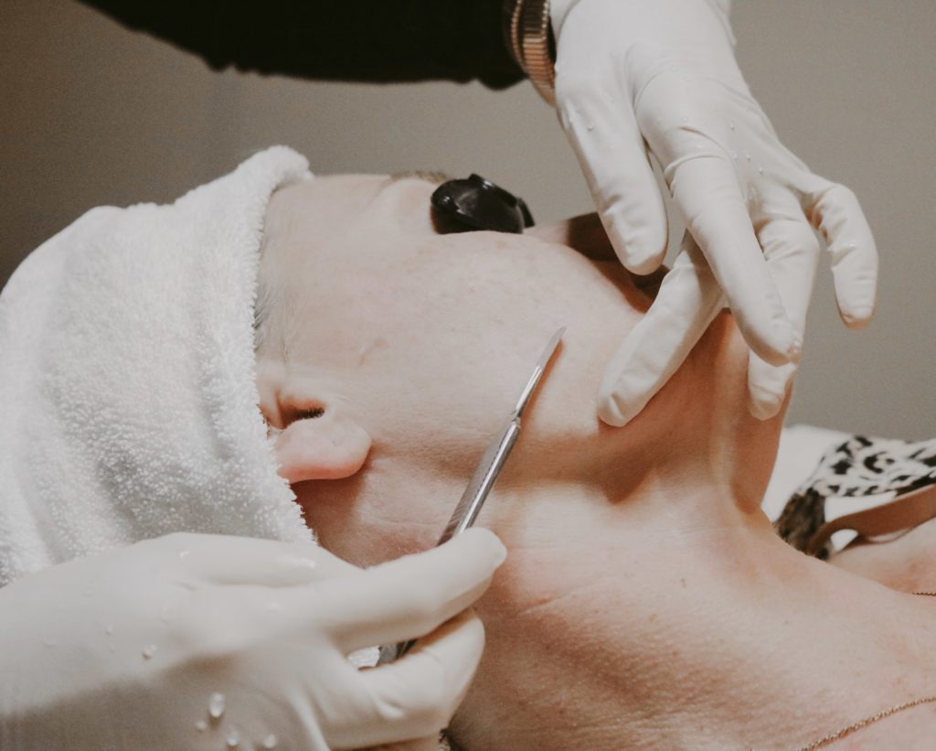 Dermaplaning Elan Skin And Laser 